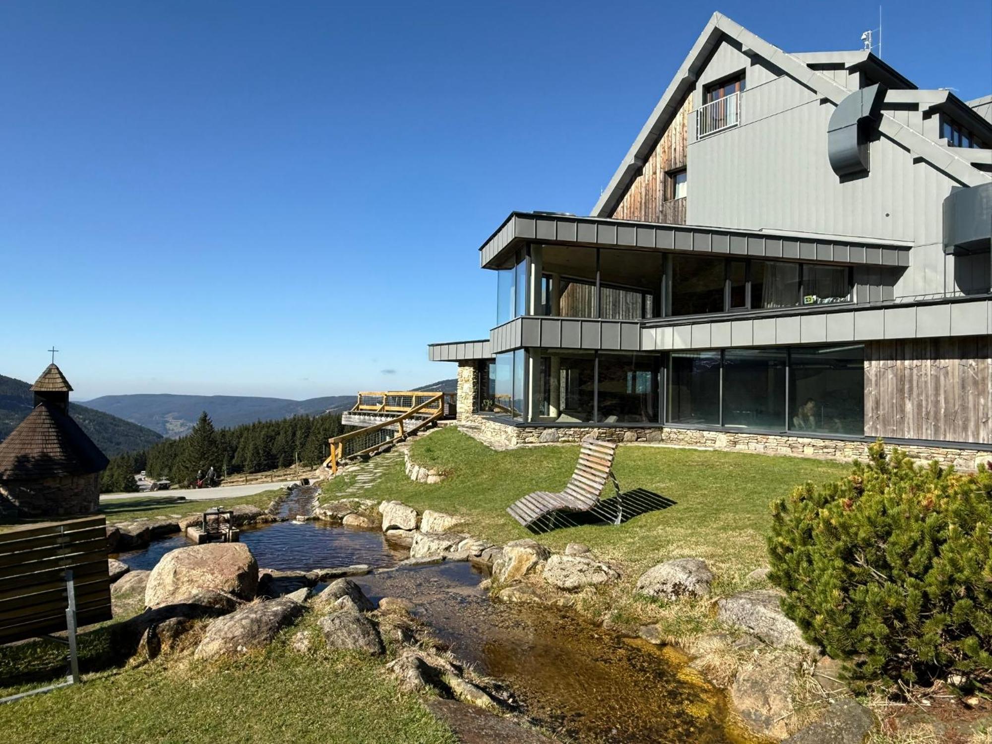 Erlebachova Bouda, Hotel - Resort Svaty Frantisek Špindlerŭv Mlýn Ngoại thất bức ảnh