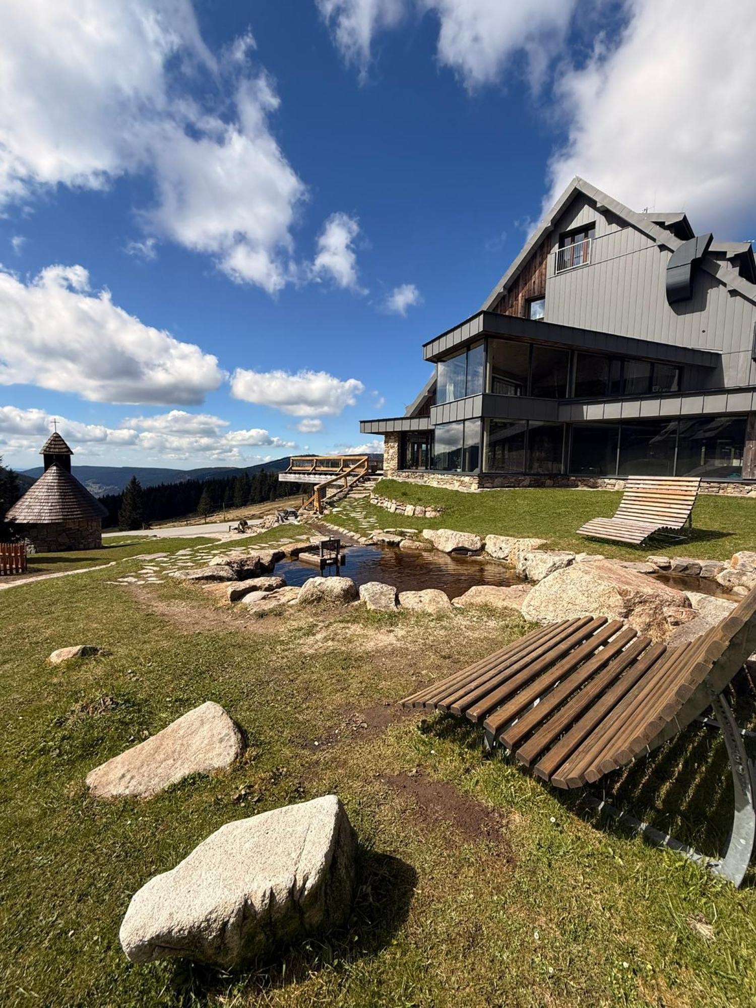 Erlebachova Bouda, Hotel - Resort Svaty Frantisek Špindlerŭv Mlýn Ngoại thất bức ảnh