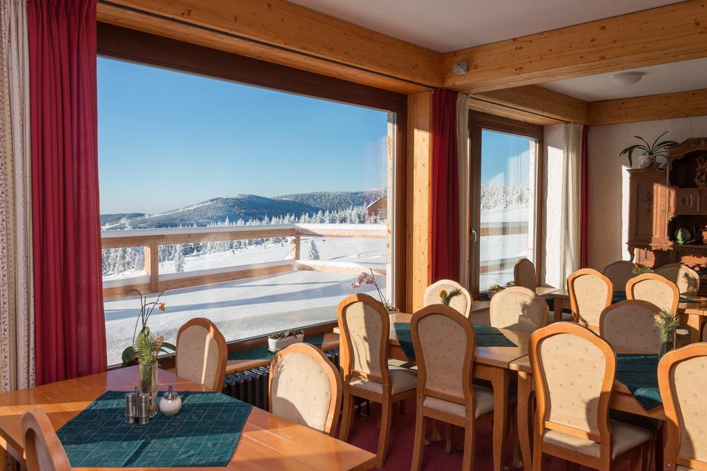 Erlebachova Bouda, Hotel - Resort Svaty Frantisek Špindlerŭv Mlýn Ngoại thất bức ảnh